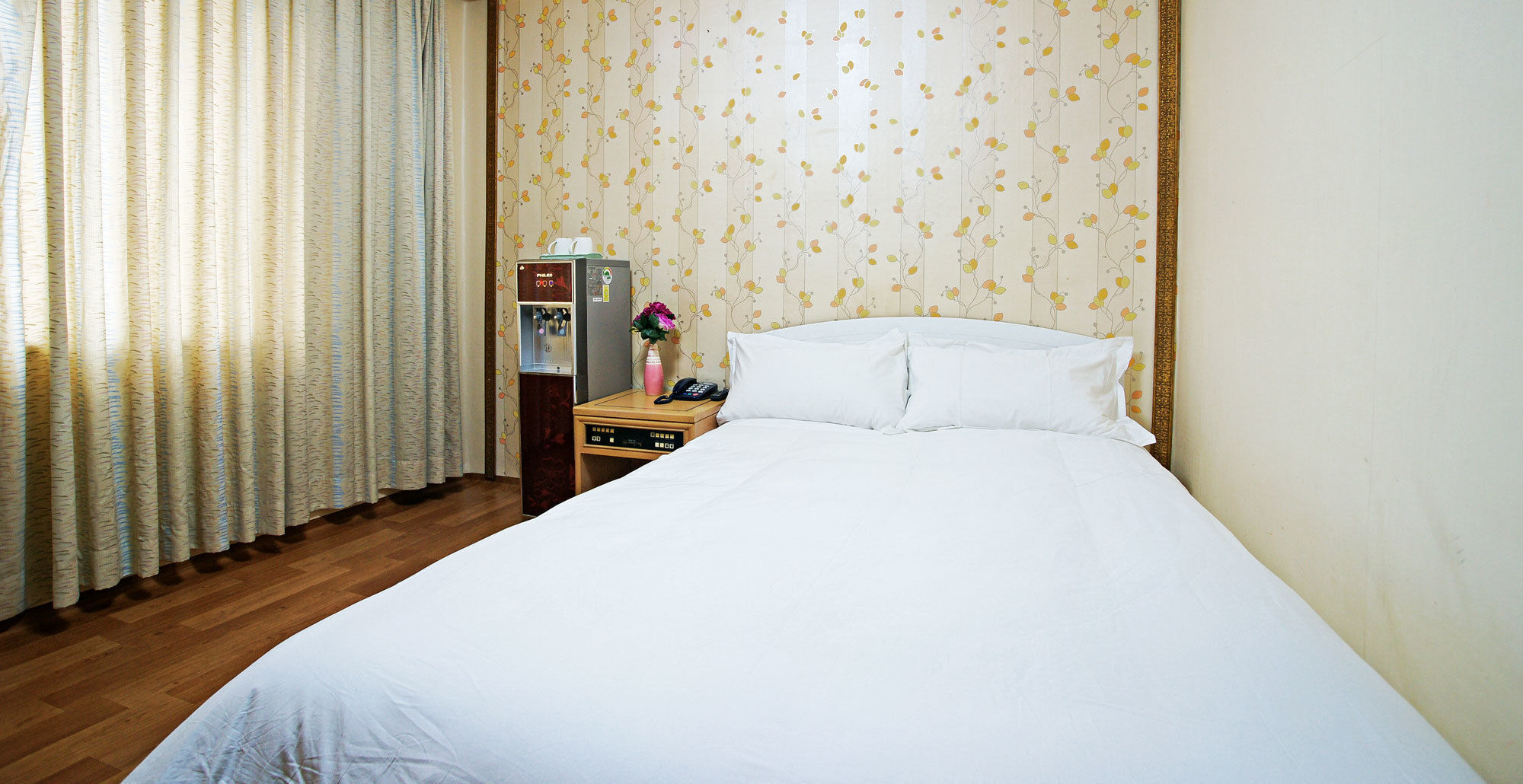 Emerald Hotel Чеджудо Экстерьер фото