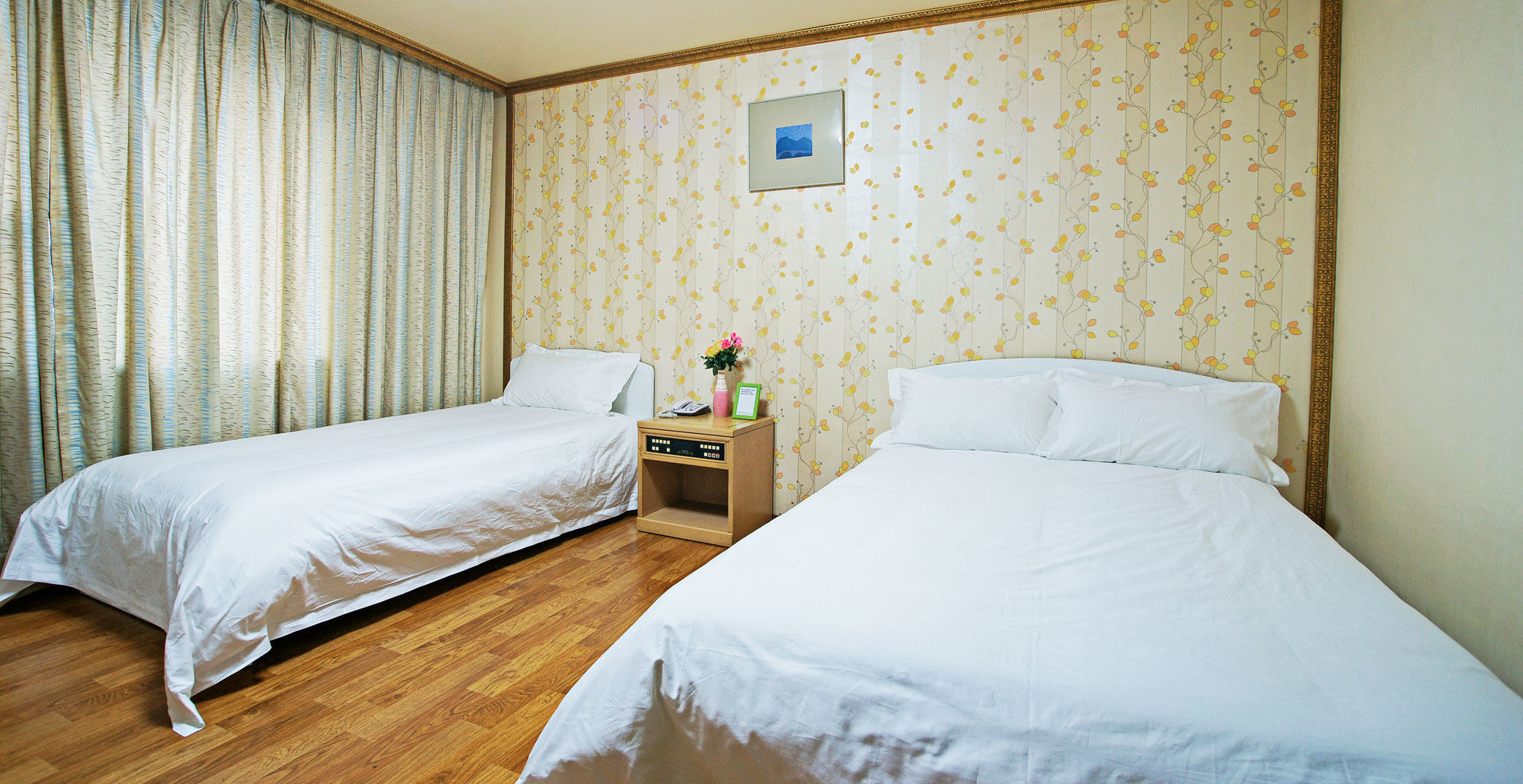 Emerald Hotel Чеджудо Экстерьер фото